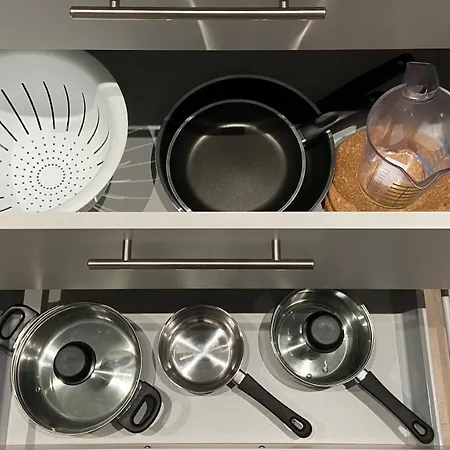 Hell, Gemuetlich, Zentral - Am Dom